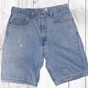 VINTAGE Levi’s 505  Regular Fit Jean Shorts